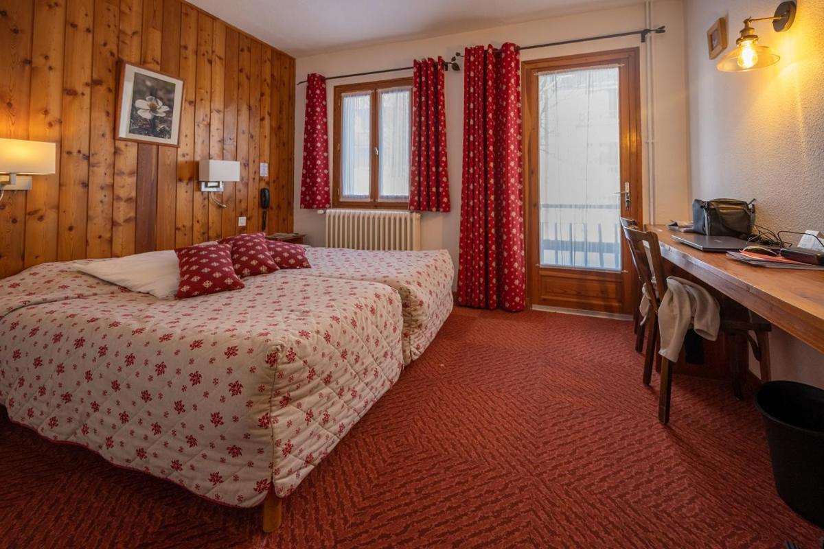 Hotel Le Chamois Logis Molines-en-Queyras Exterior photo